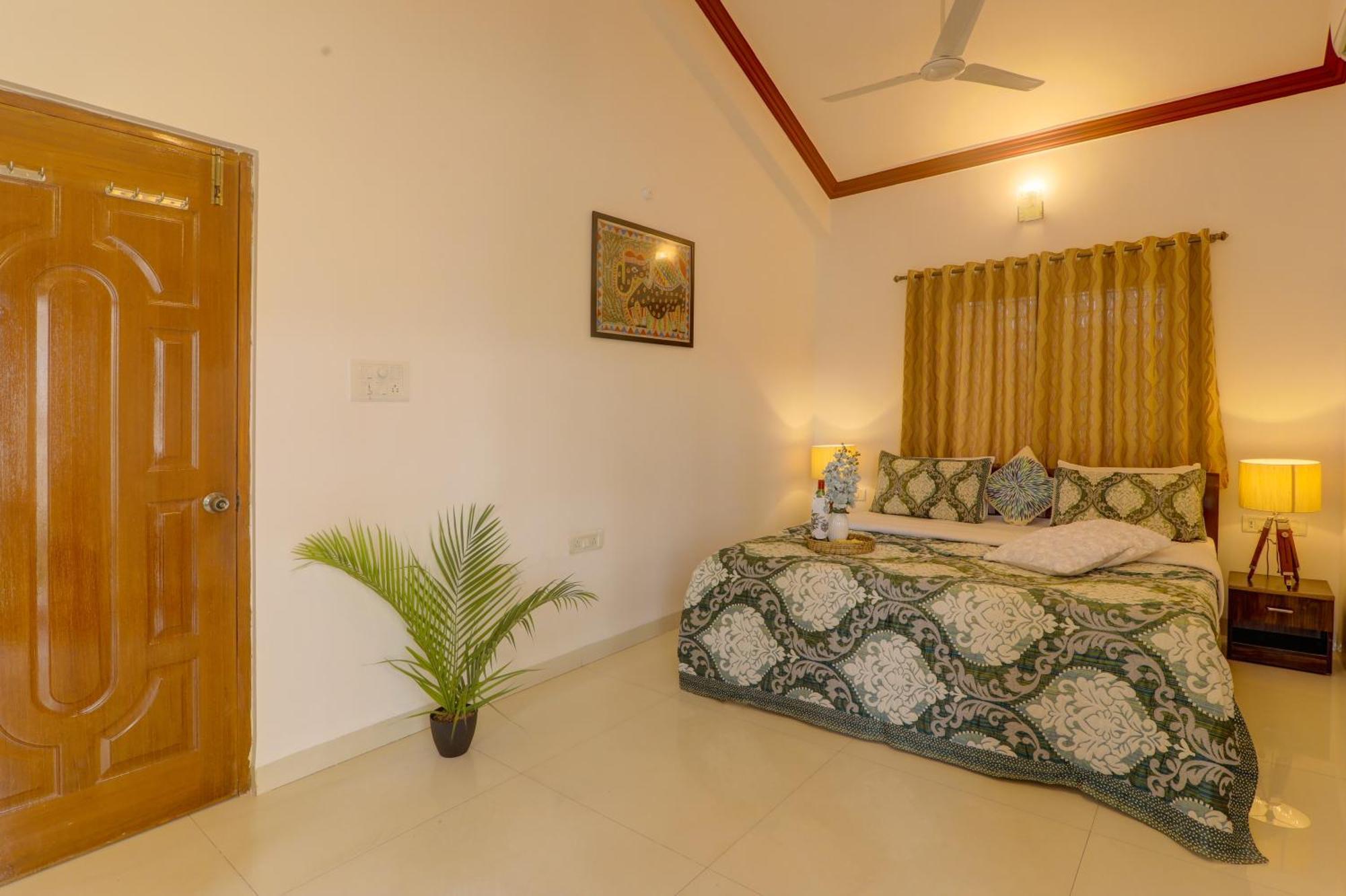 Jaqk Holidays - 9Bhk Villa For Big Groups, Private Pool-Wifi-Cartaker-Parking, North Goa Baga Exterior photo