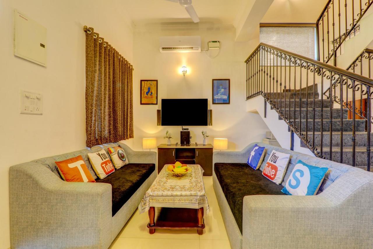 Jaqk Holidays - 9Bhk Villa For Big Groups, Private Pool-Wifi-Cartaker-Parking, North Goa Baga Exterior photo